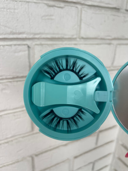 *NEW* Reusable Magnetic Lashes | No Glue, Premium Eyelashes With Applicator